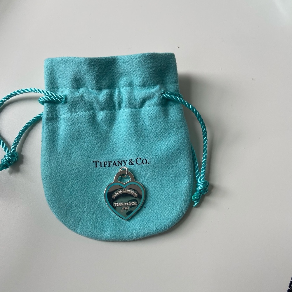 Tiffany & Co Rtt blue enamel heart tag